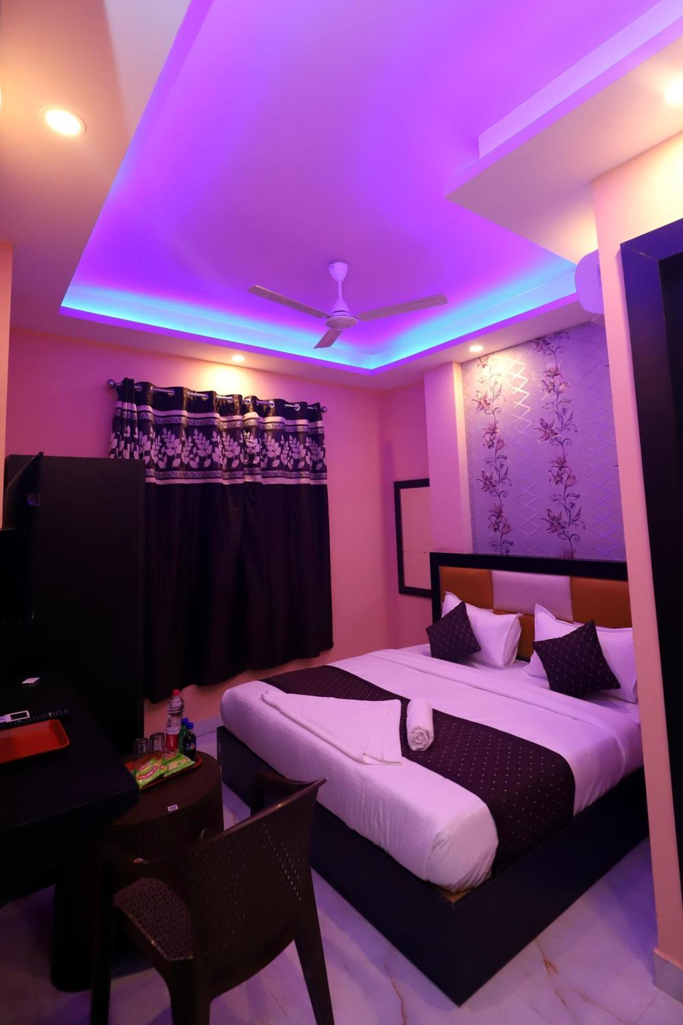Suites Admiral Delhi Airport New Delhi Exterior photo
