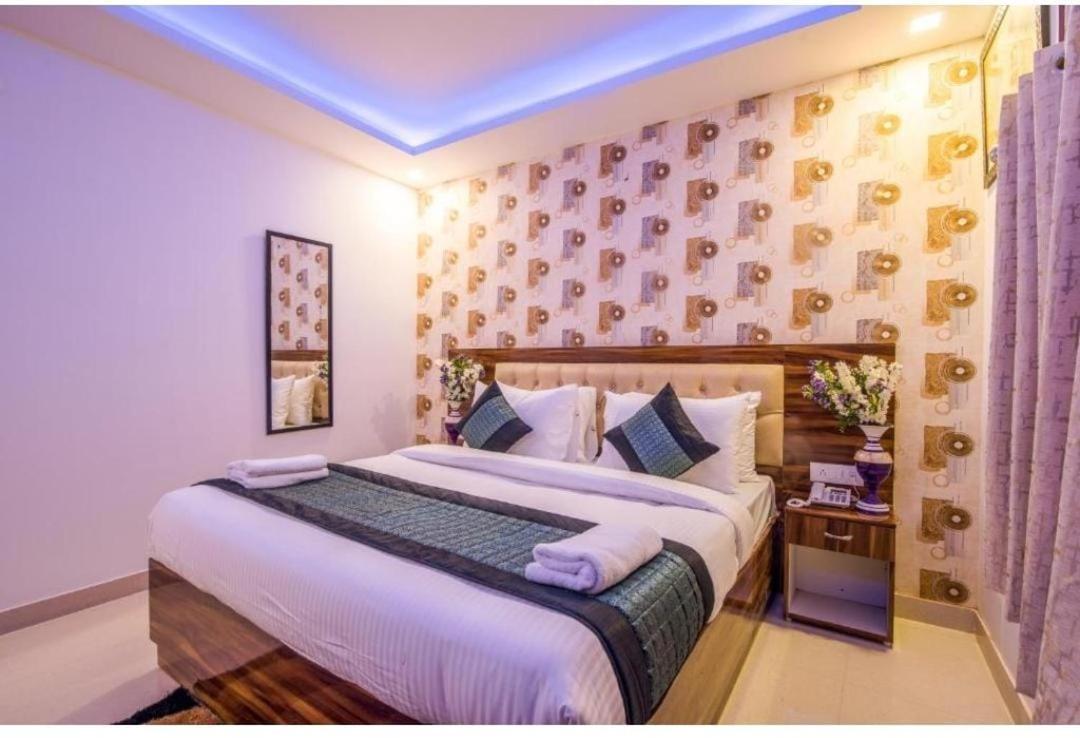 Suites Admiral Delhi Airport New Delhi Exterior photo
